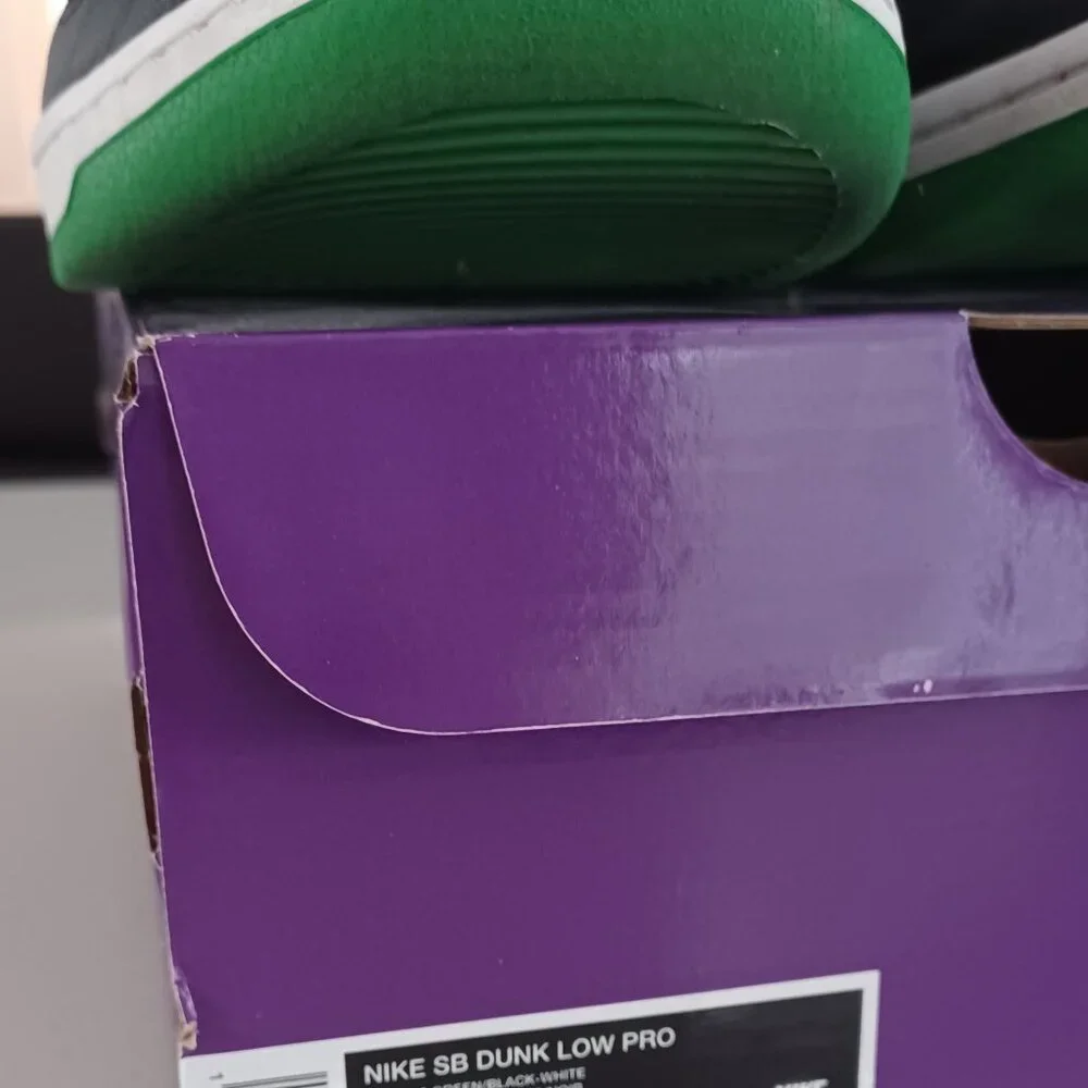 NIKE SB Dunk Low Pro - men's size US 11 - classic green black white - Picture 9 of 16